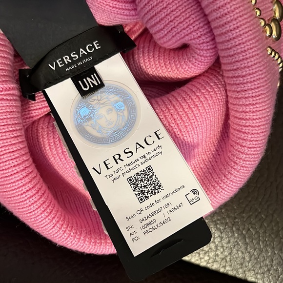 Versace unisex studded “Versace” logo monogram wool beanie hat NEW - Picture 7 of 7